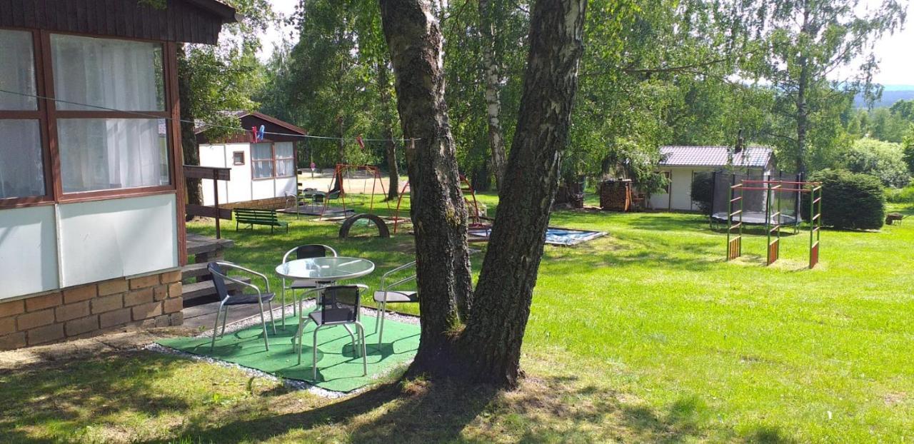 Retro Chatky Hurka Lipno Horní Planá Exteriör bild